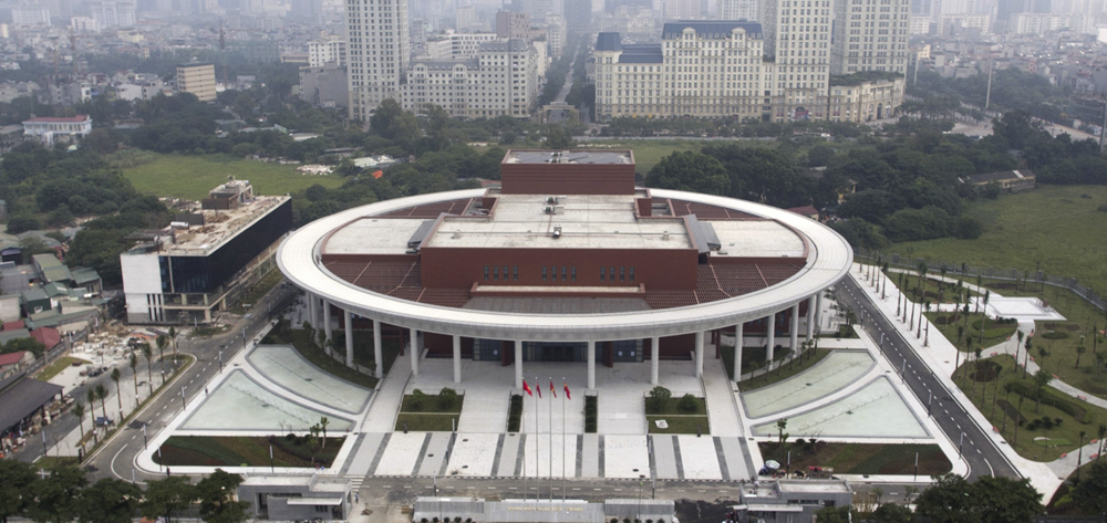 “盡心盡力建好中越友誼精品工程！”——越中友誼宮落成記